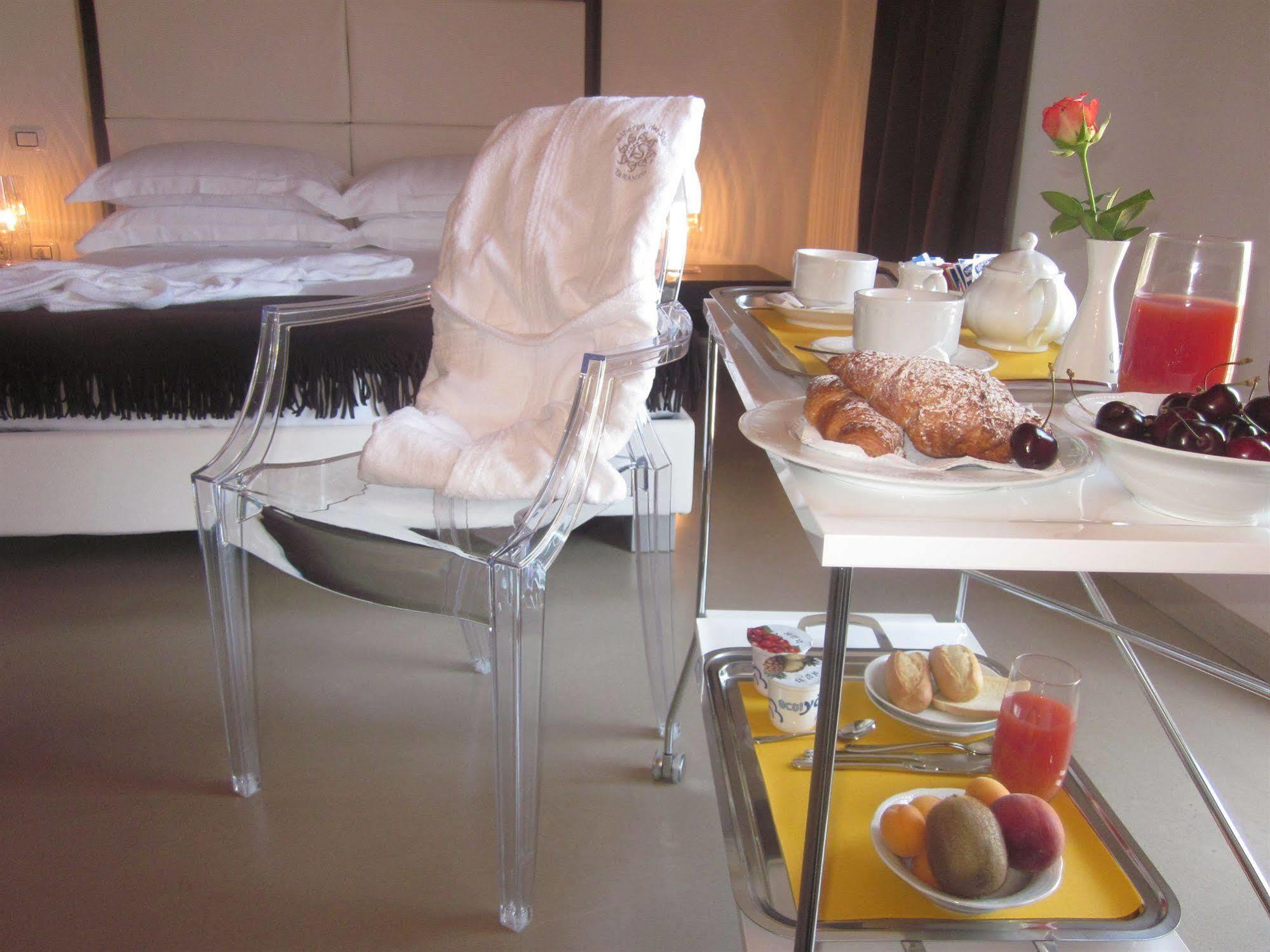 טאראנטו Albergo Del Sole מראה חיצוני תמונה
